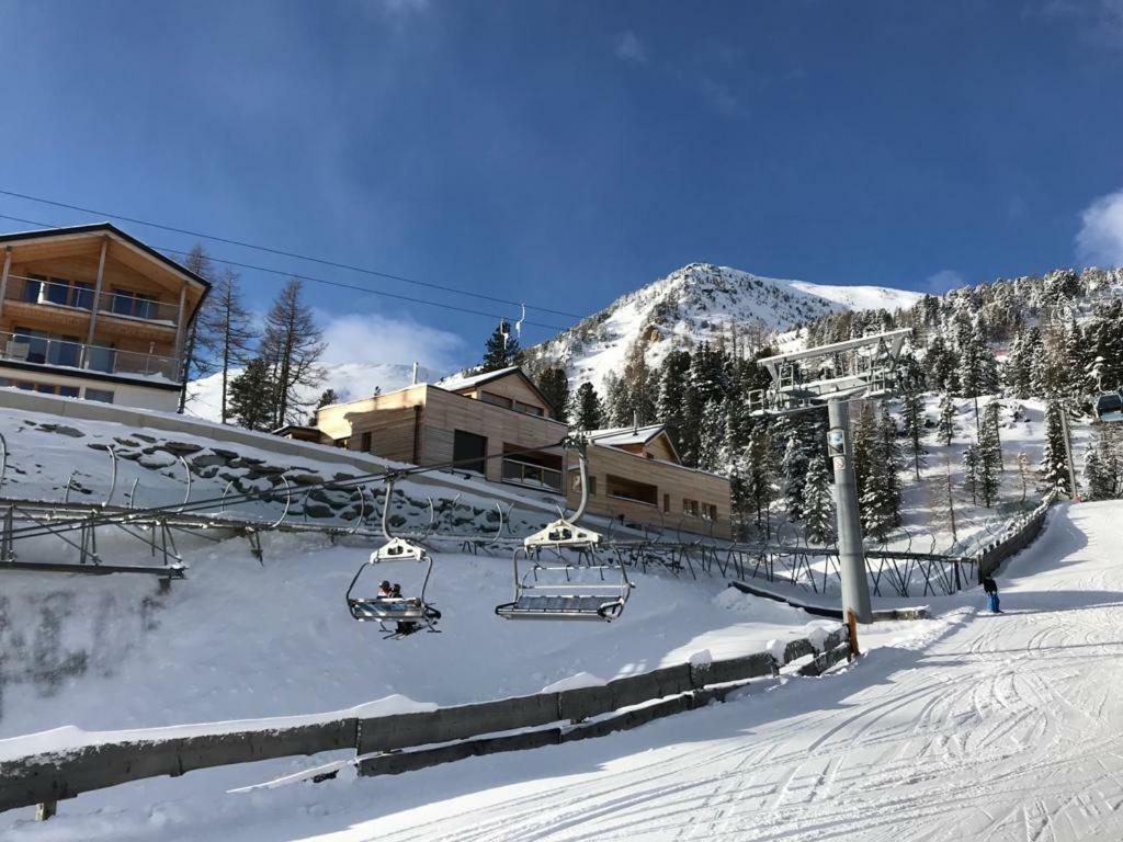 Apartment Ski In - Ski Out Туррахер-Хёэ Экстерьер фото
